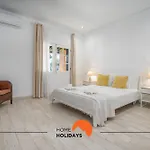 #213 Roja Cozy & Quiet *