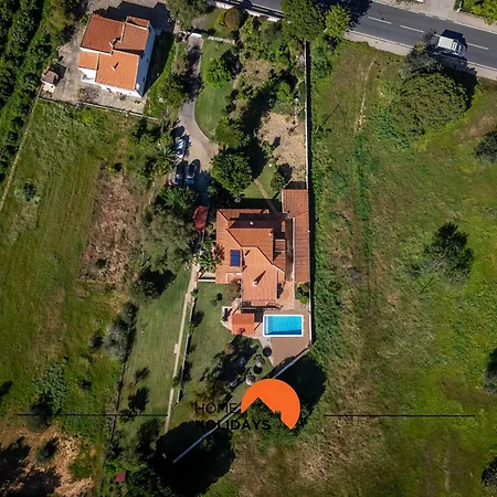 #213 Roja Pe By Holidays