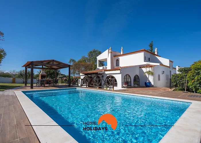 #213 Roja Pe By Holidays 빌라 *