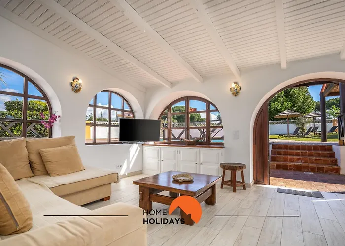 #213 Roja Pe By Holidays