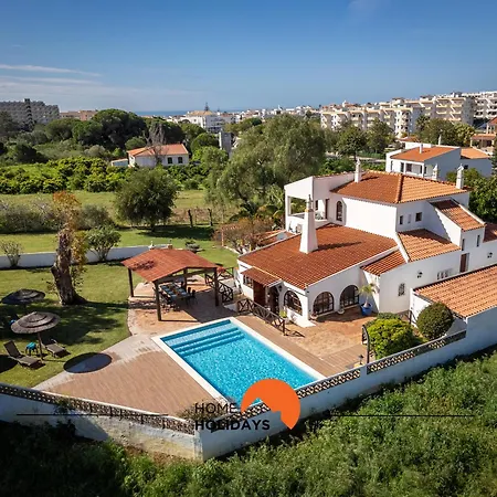 Villa #213 Roja Pe By Holidays