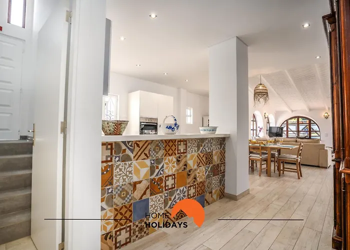 #213 Roja Pe By Holidays *