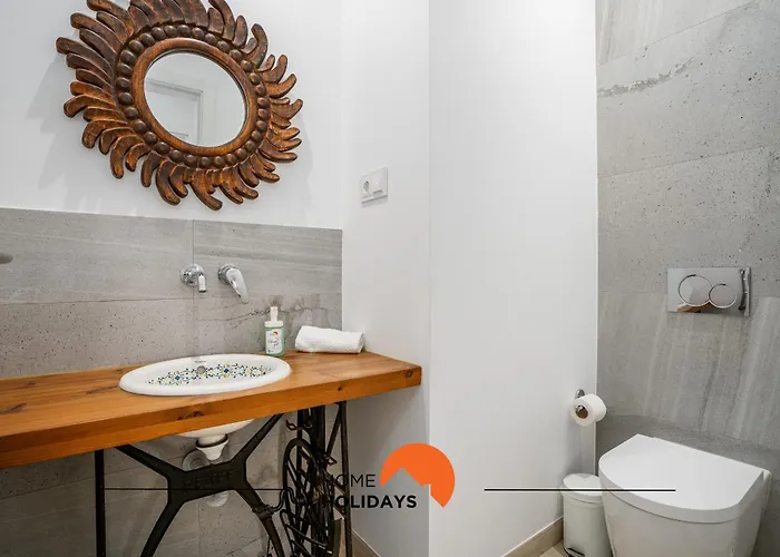 #213 Roja Pe By Holidays Villa