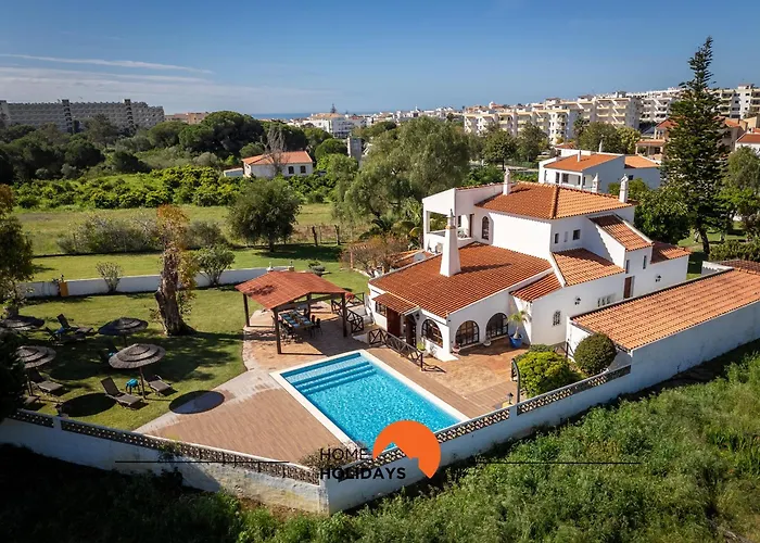 Villa #213 Roja Pe By Holidays