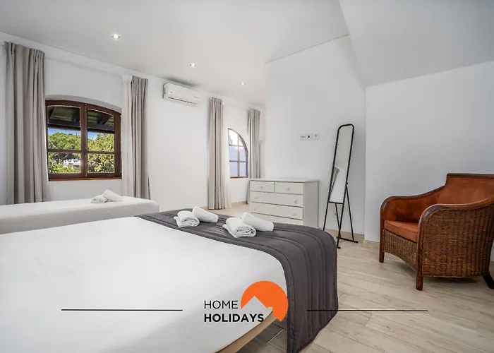 #213 Roja Pe By Holidays Villa